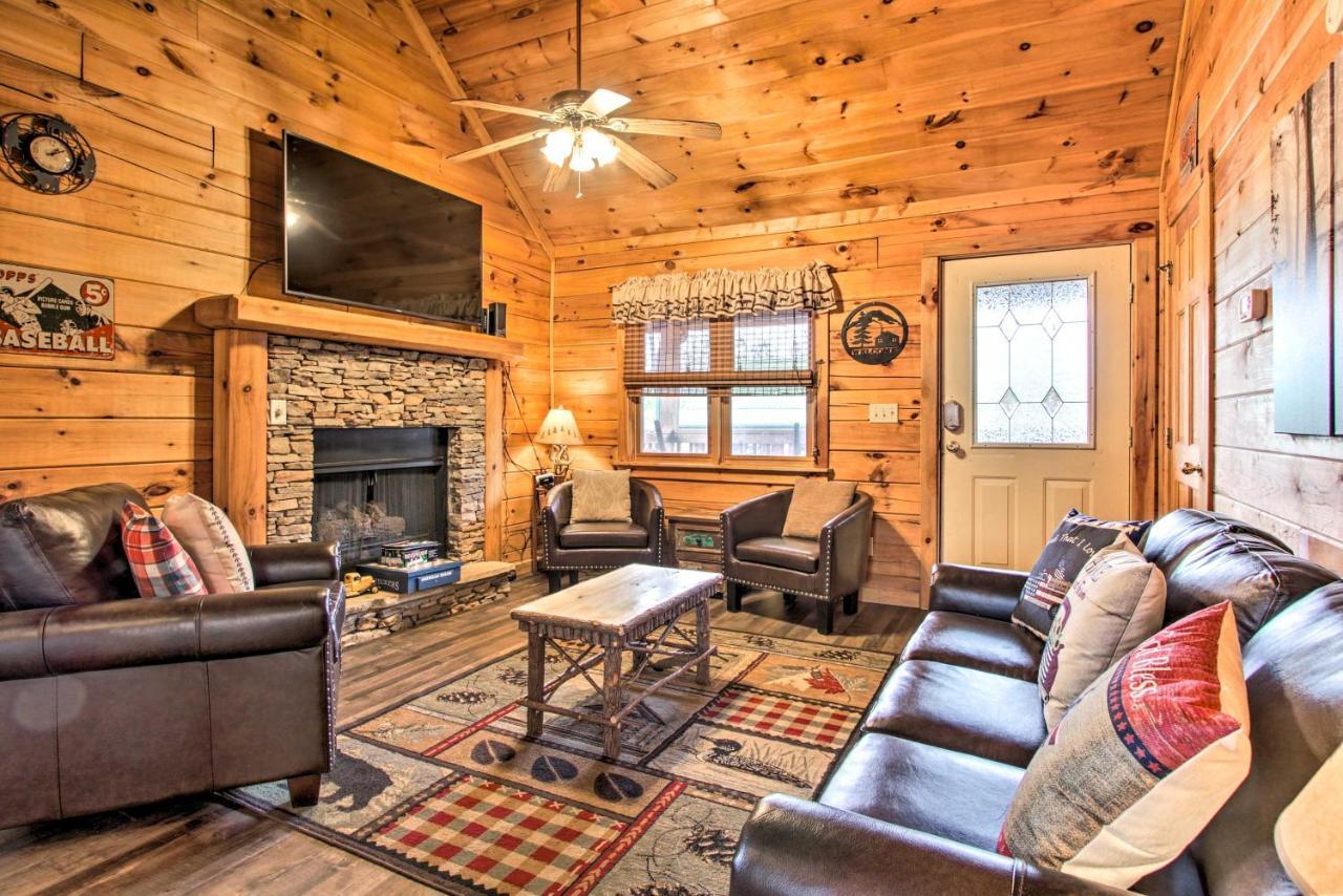Pigeon Forge Cabin With Hot Tub And Mountain Views! ภายนอก รูปภาพ
